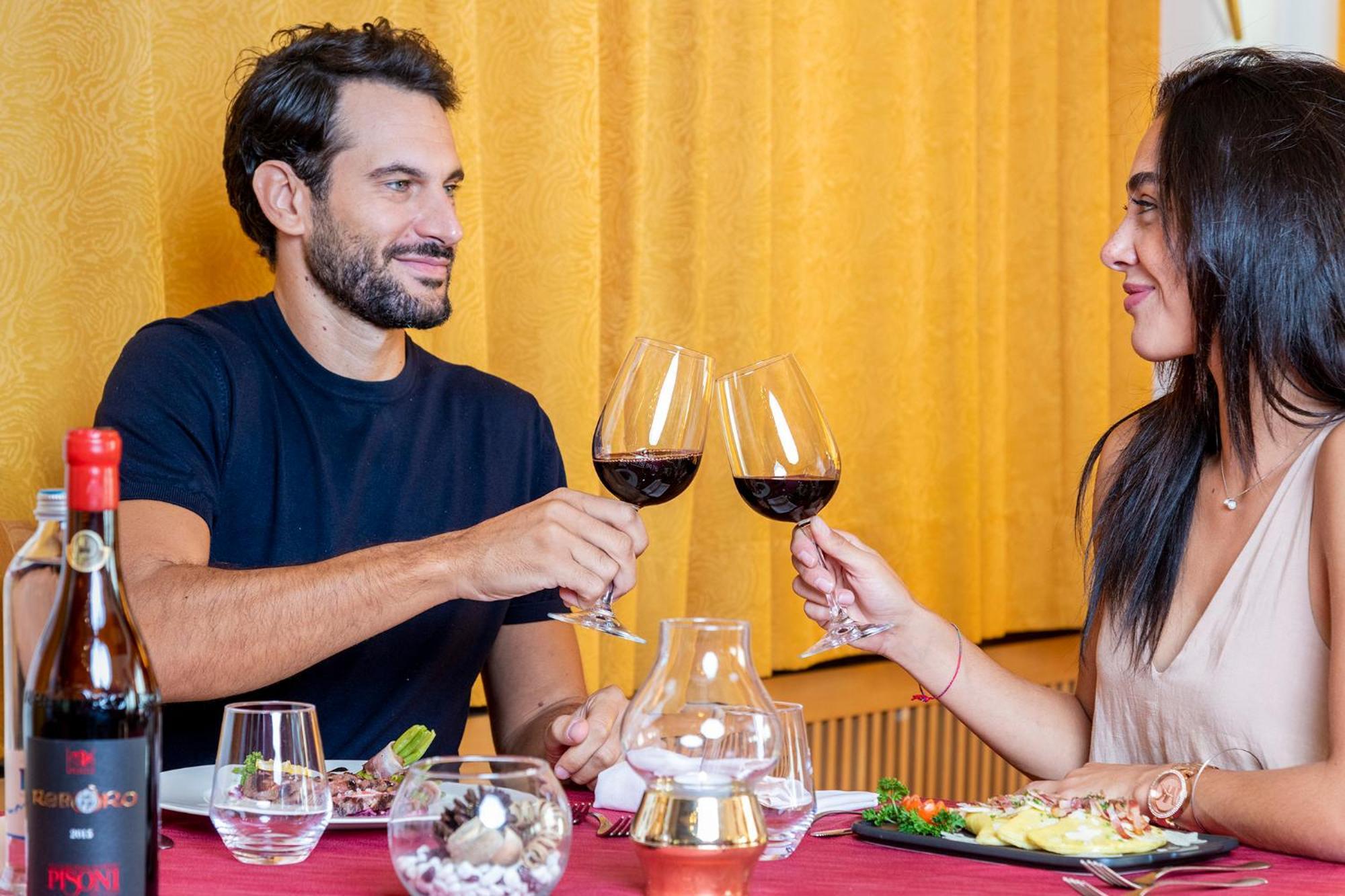 Hotel Alpino Wellness & Spa Пейо Фонти Екстериор снимка
