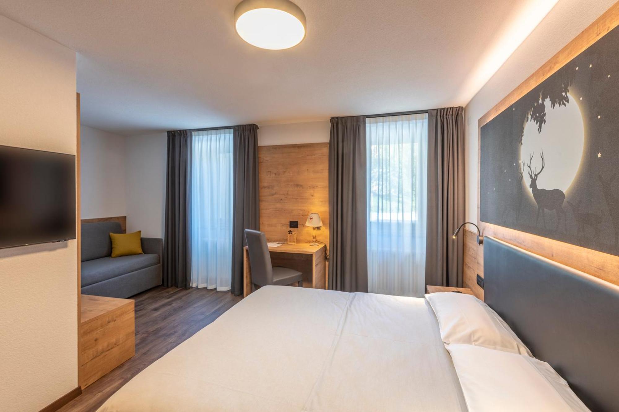 Hotel Alpino Wellness & Spa Пейо Фонти Екстериор снимка