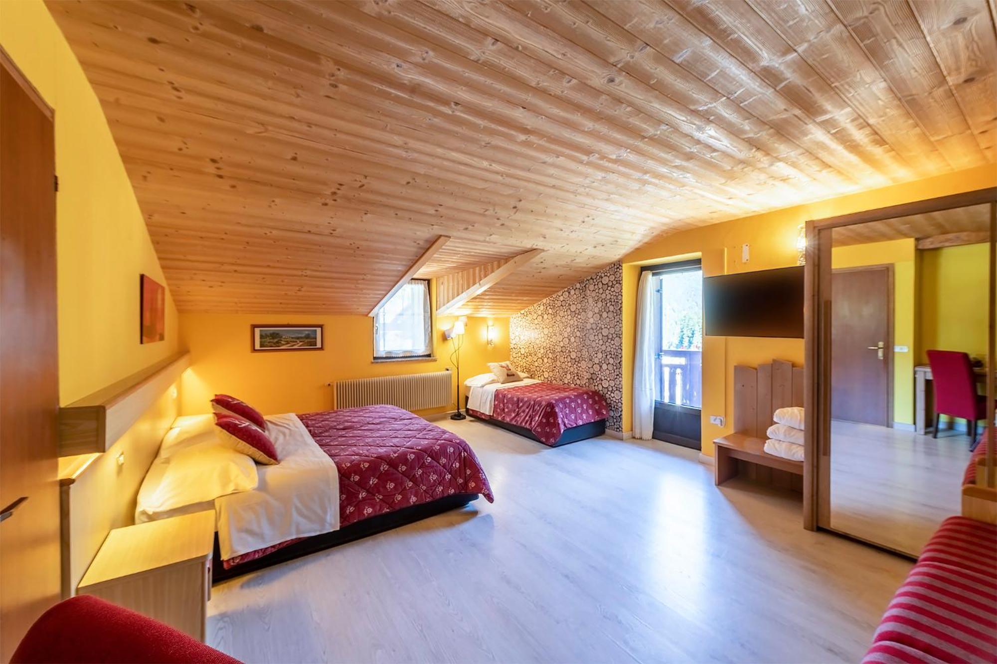 Hotel Alpino Wellness & Spa Пейо Фонти Екстериор снимка