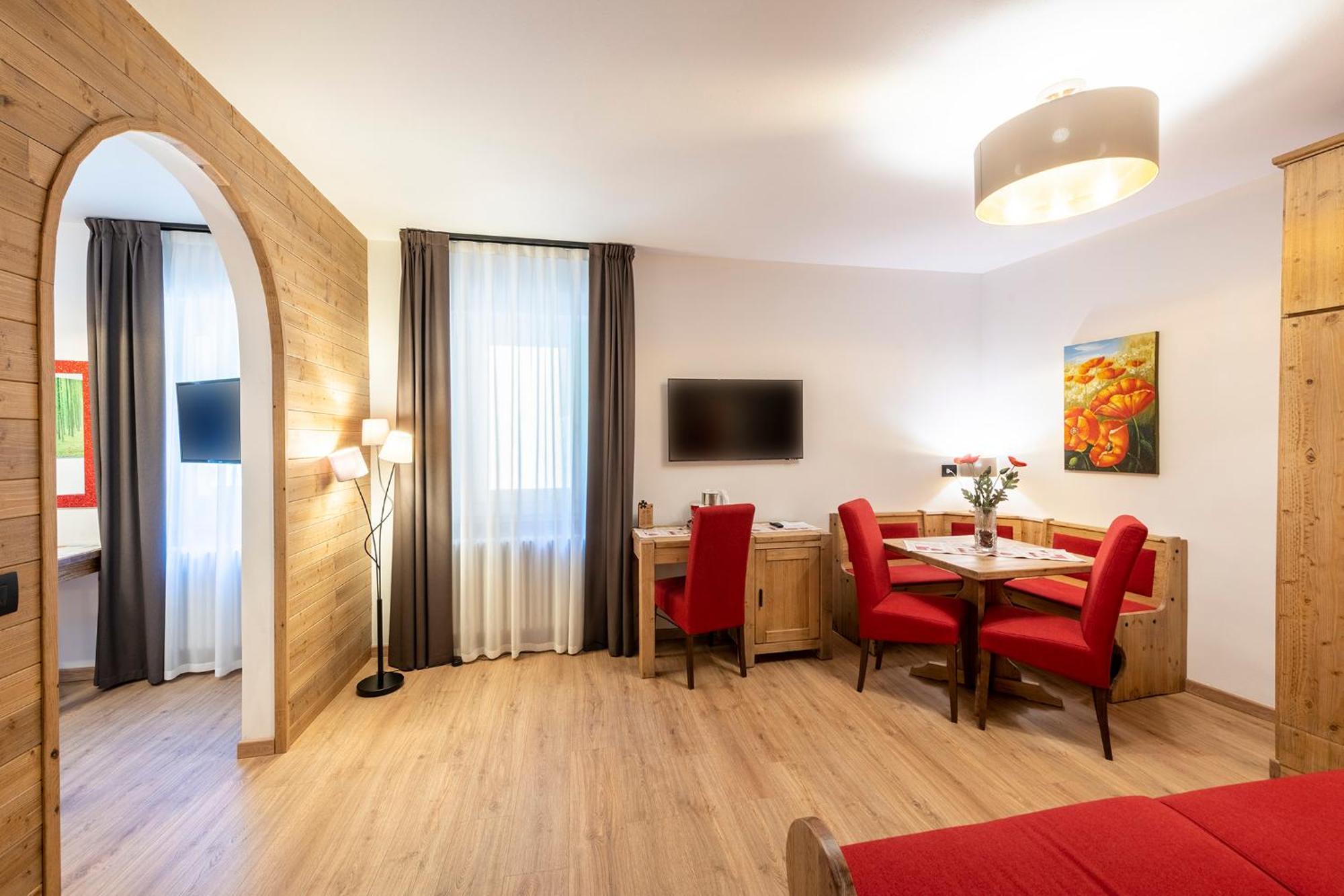Hotel Alpino Wellness & Spa Пейо Фонти Екстериор снимка