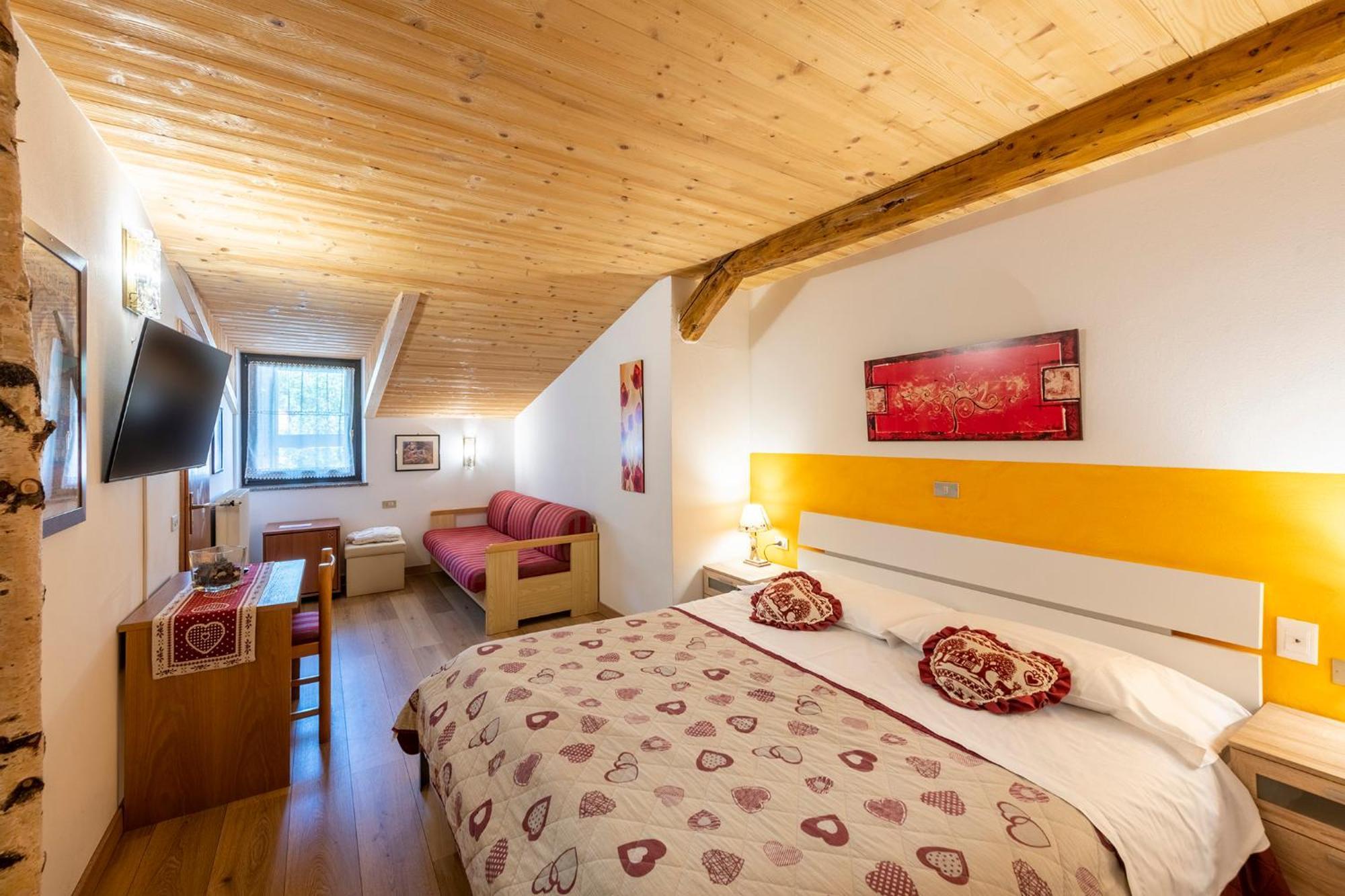 Hotel Alpino Wellness & Spa Пейо Фонти Екстериор снимка